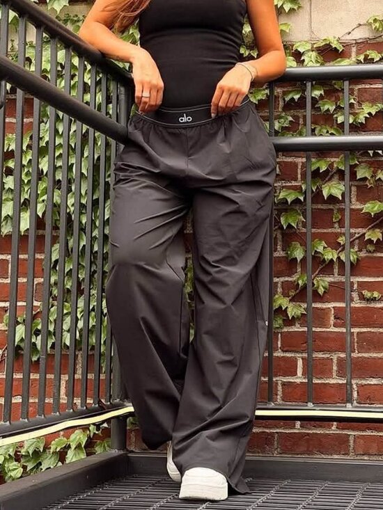 ALO Yoga Pants - NWT💟ALO Yoga Black Straight Leg Pants,Casual Style Suit Up Trouser (Regular) 👖